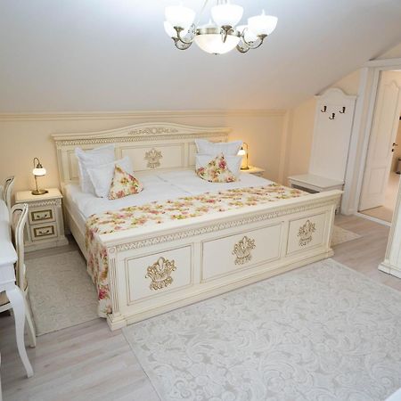 Villa Alice Σουκεάβα Δωμάτιο φωτογραφία