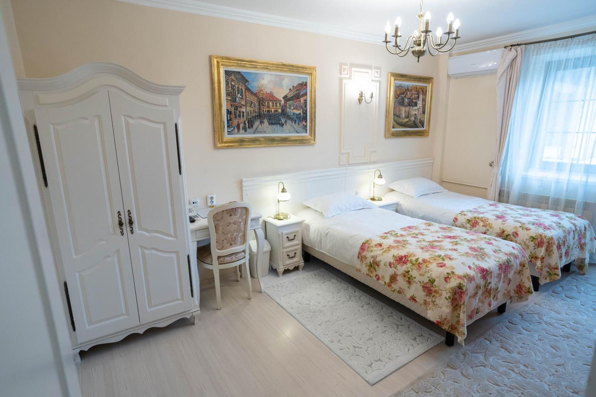 Villa Alice Σουκεάβα Δωμάτιο φωτογραφία